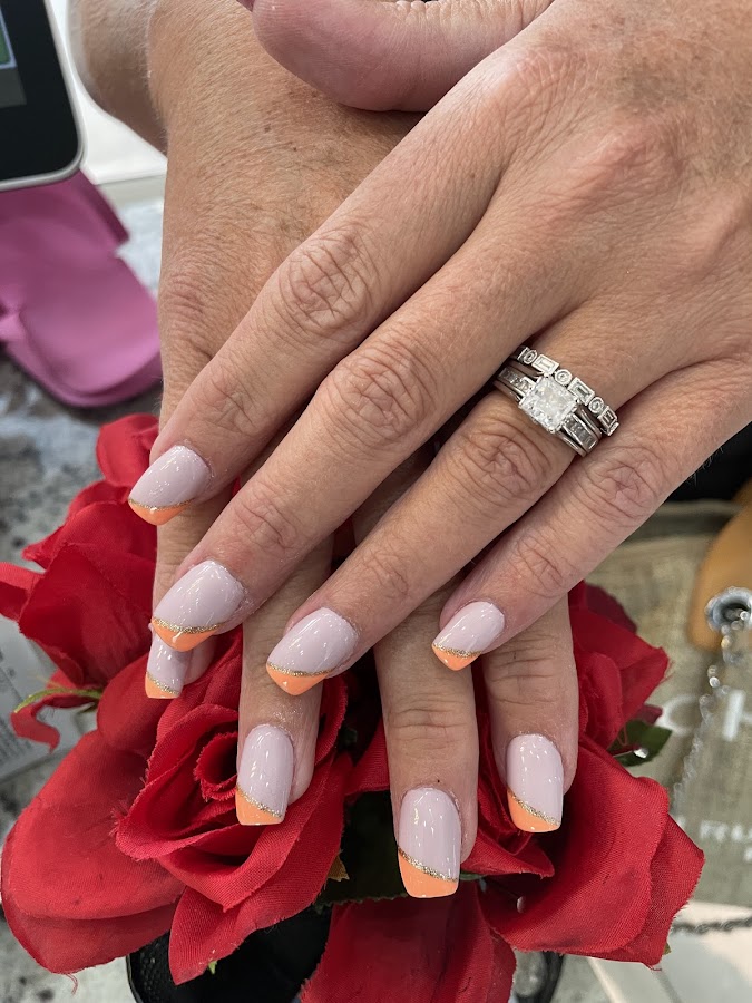 Champagne Nail Bar work