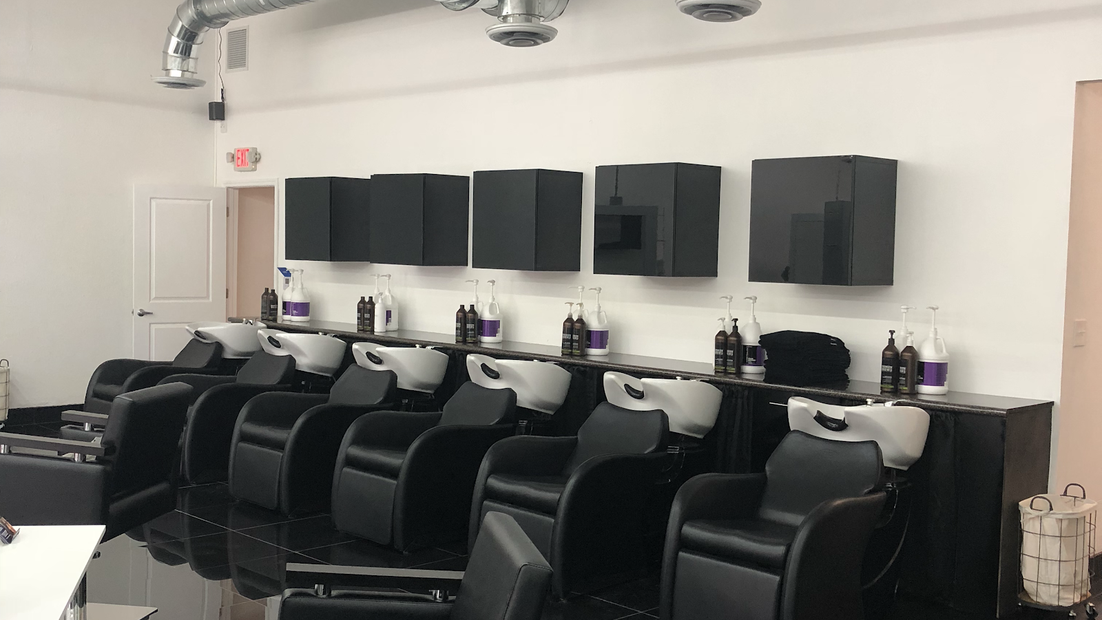 Halo Hair Lounge work