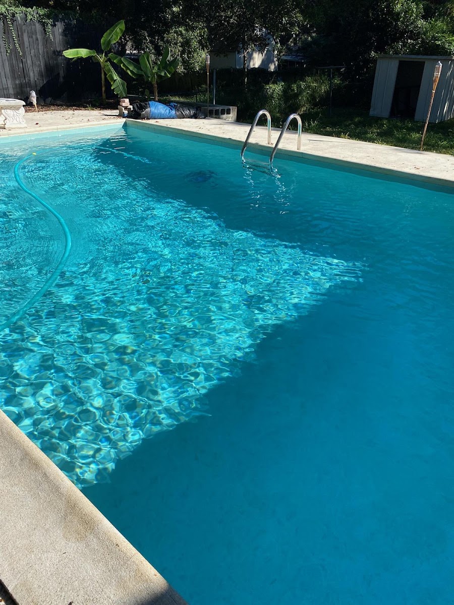 J&I Pool Cleaning Services LLC work