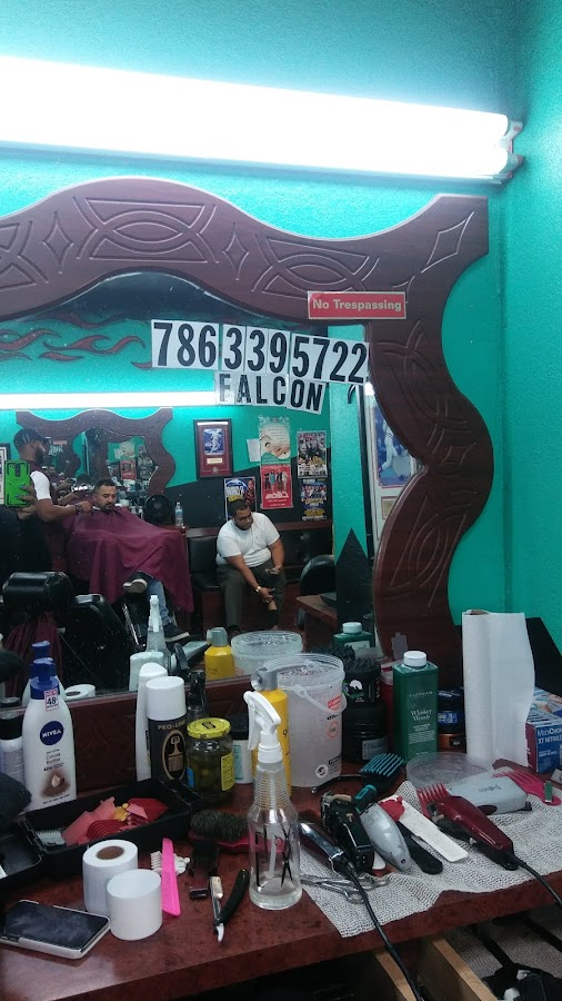 Kontrol Barber Shop work