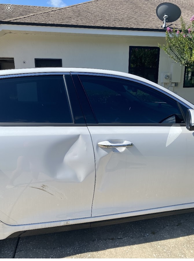 Lucky Auto sales auto Repairs and Collision Center work