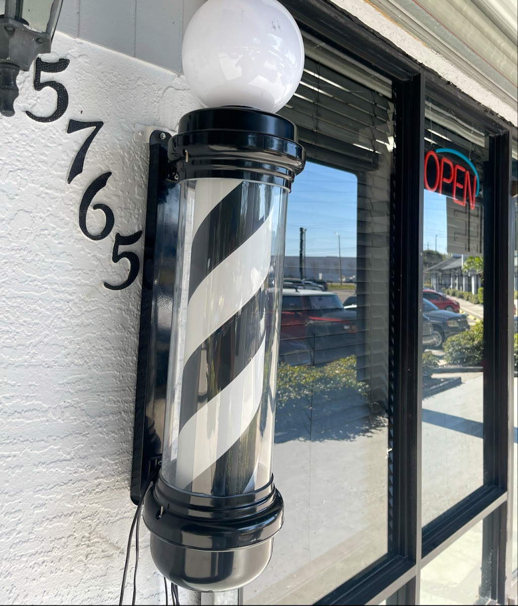 LUXURY BARBERS work