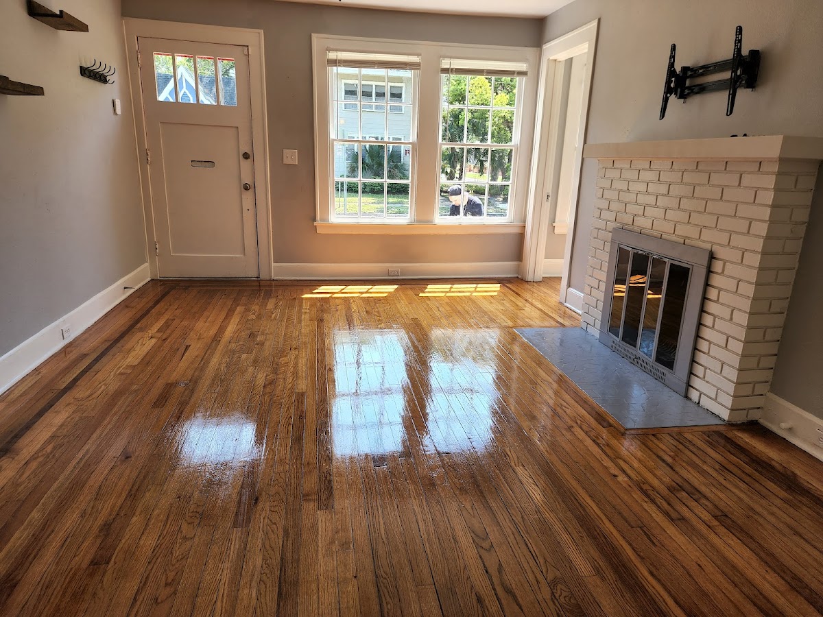 Sparkle and Shine Cleaning and Handyman Services LLC work