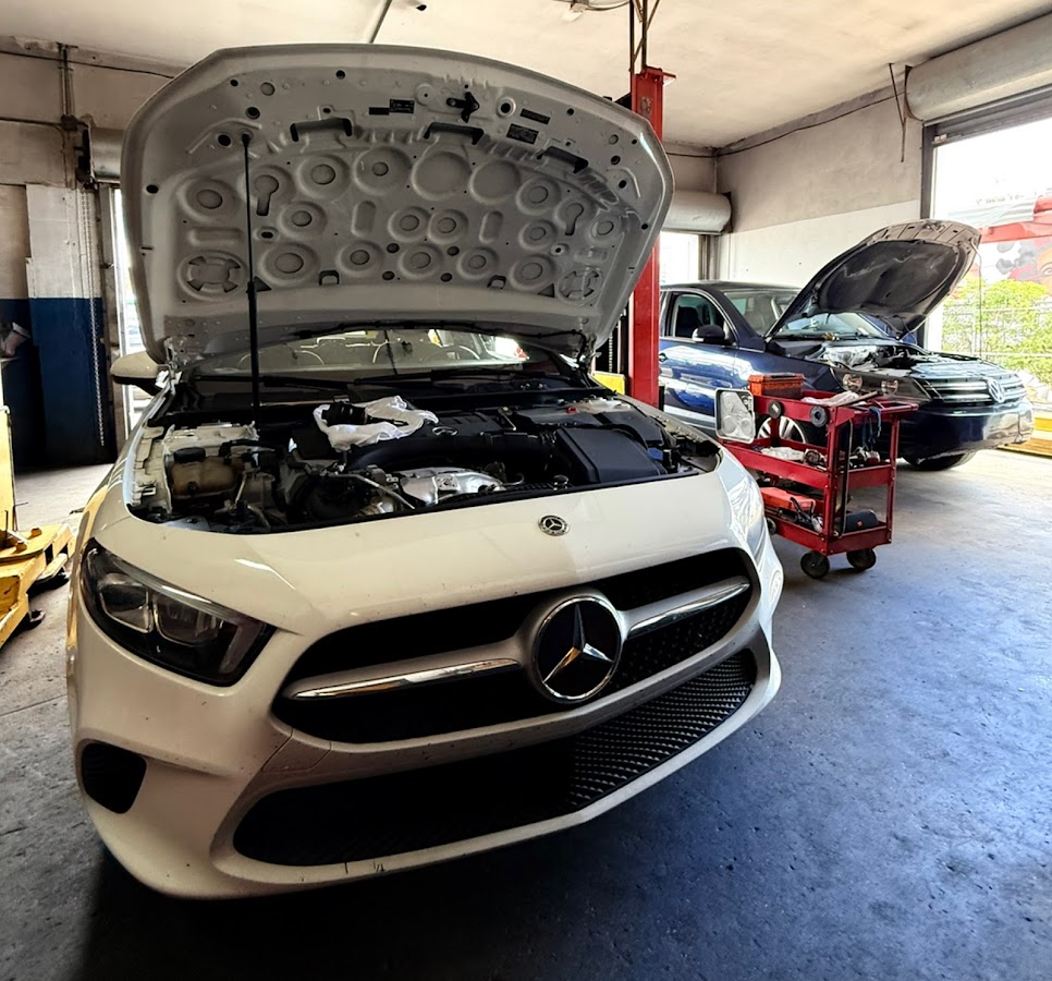 Wynwood Mechanic Garage work